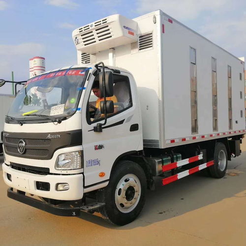 欧马可4.2米多功能畜禽运输车与起吊车 厂家报价与功能解析